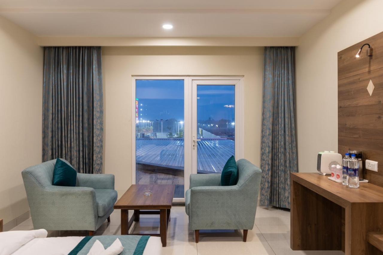HOTEL HIGHWAY KING Bilaspur Manesar Exterior foto